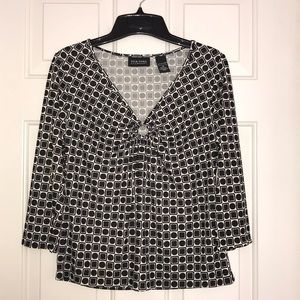 NY & Co Black & White Top